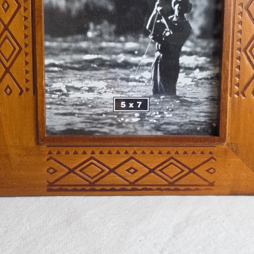 The Weston Gallery Woodland Creek Honey Wood Embossed 5x7 Photo Frame Rustic - Picture 5 of 8